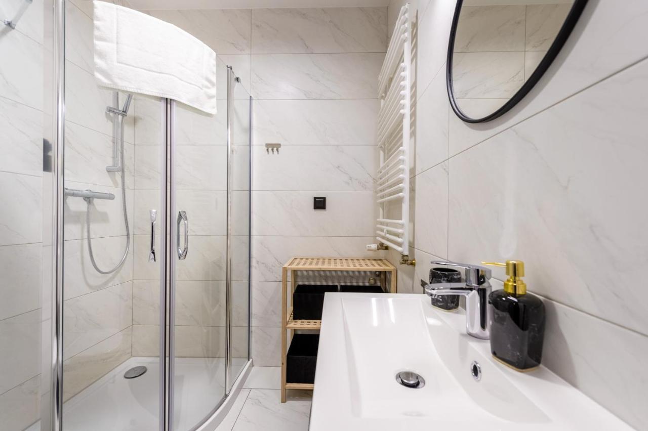 Apartament Izerska Przygoda - 5D Apartamenty Świeradów-Zdrój Buitenkant foto